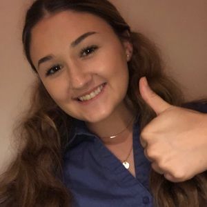 Meet your Posher, Kaleigh